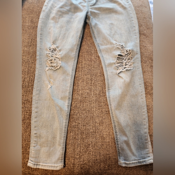 Maternity Distressed Jeans, Size L - Picture 5 of 9